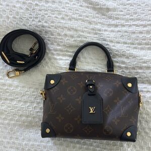 Louis Vuitton malle souple petite bag